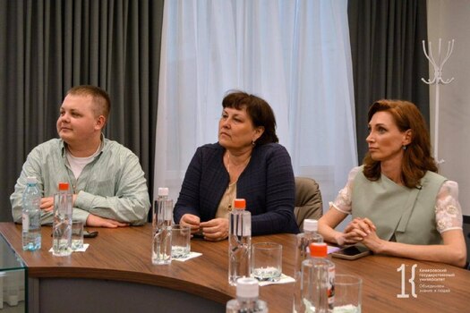 На площадке института НБИКС-технологий Кемеровского госуниверситета состоялся семинар Минобрнауки России по молодежной политике и воспитательной деятельности